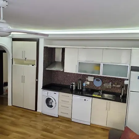 Apartamento Safir Cleopatra 3 *